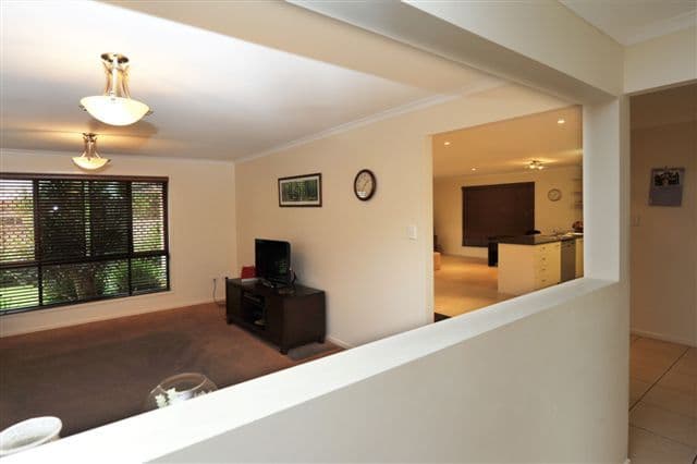 13 Hinchliffe Drive, KEARNEYS SPRING QLD 4350, Kearneys Spring - Thumbnail 5