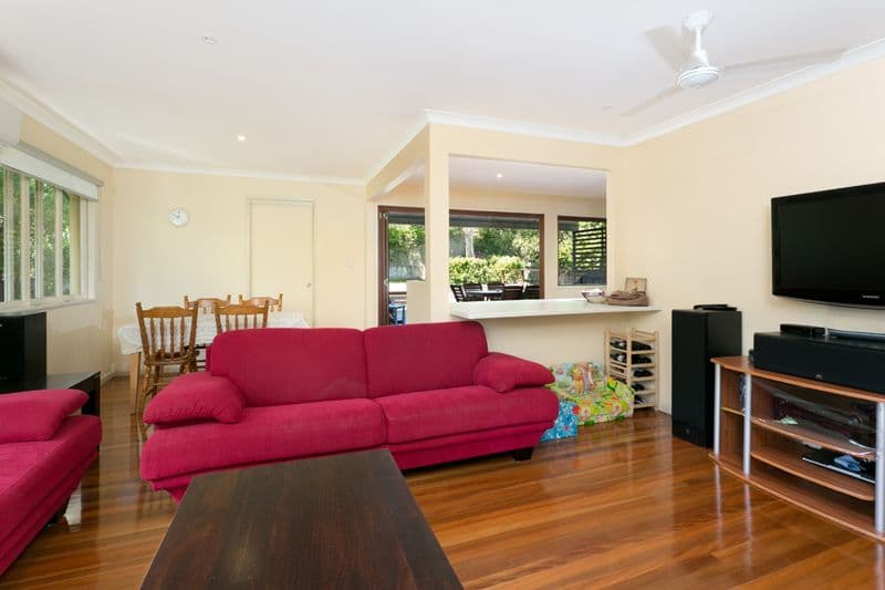 7 Nealdon Street, Holland Park QLD 4121, Holland Park - Thumbnail 6