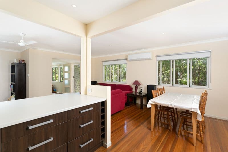 7 Nealdon Street, Holland Park QLD 4121, Holland Park - Thumbnail 7