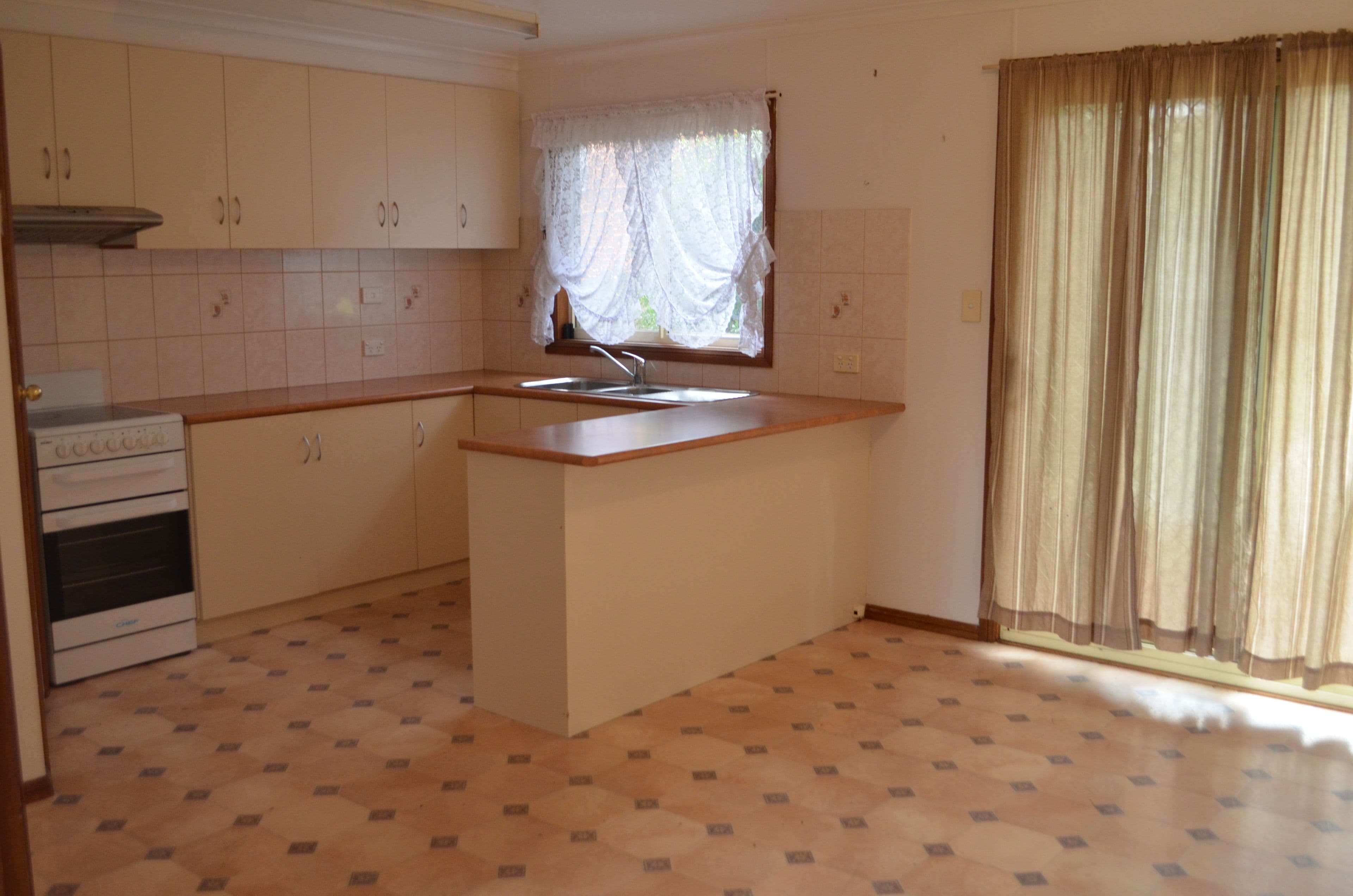 38 Bartoman Street, Batlow - Thumbnail 2