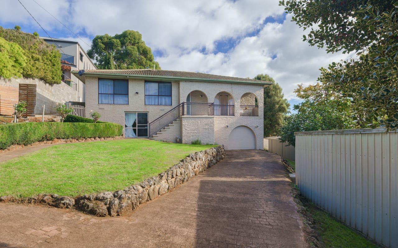 8 Kawana Court, Camperdown VIC 3260, Camperdown - Image 1