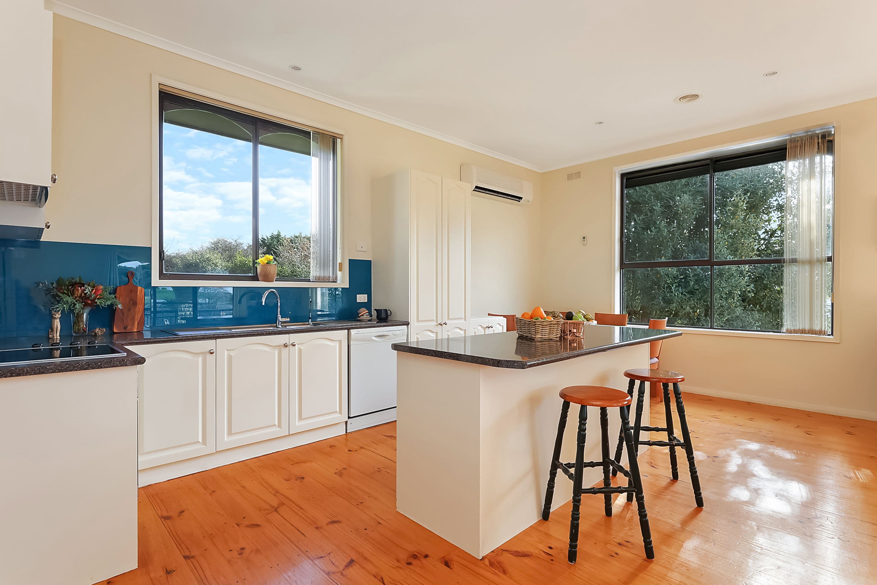 8 Kawana Court, Camperdown VIC 3260, Camperdown - Thumbnail 5
