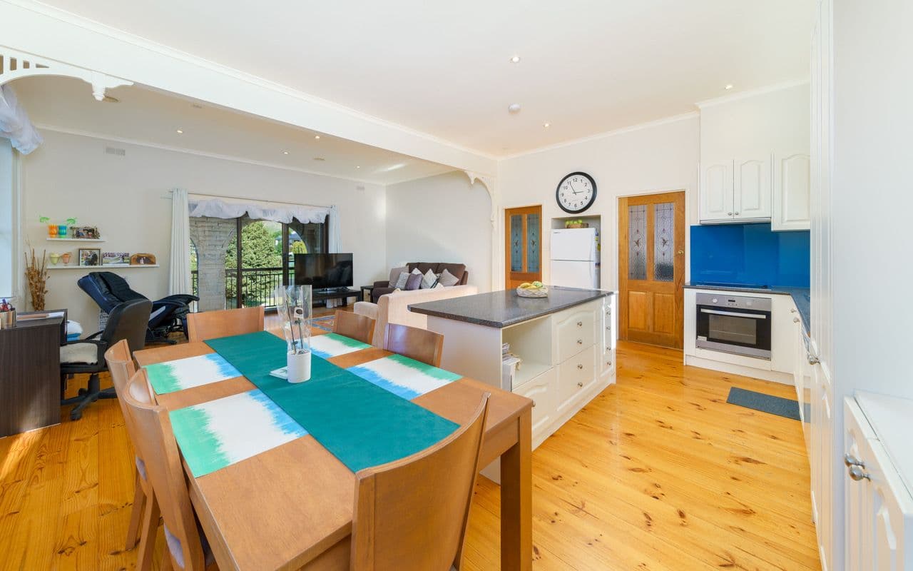 8 Kawana Court, Camperdown VIC 3260, Camperdown - Thumbnail 8