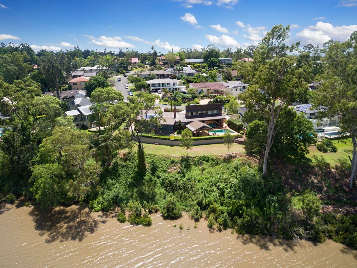37 Glencairn Avenue, Indooroopilly QLD 4068, Indooroopilly - Thumbnail 2