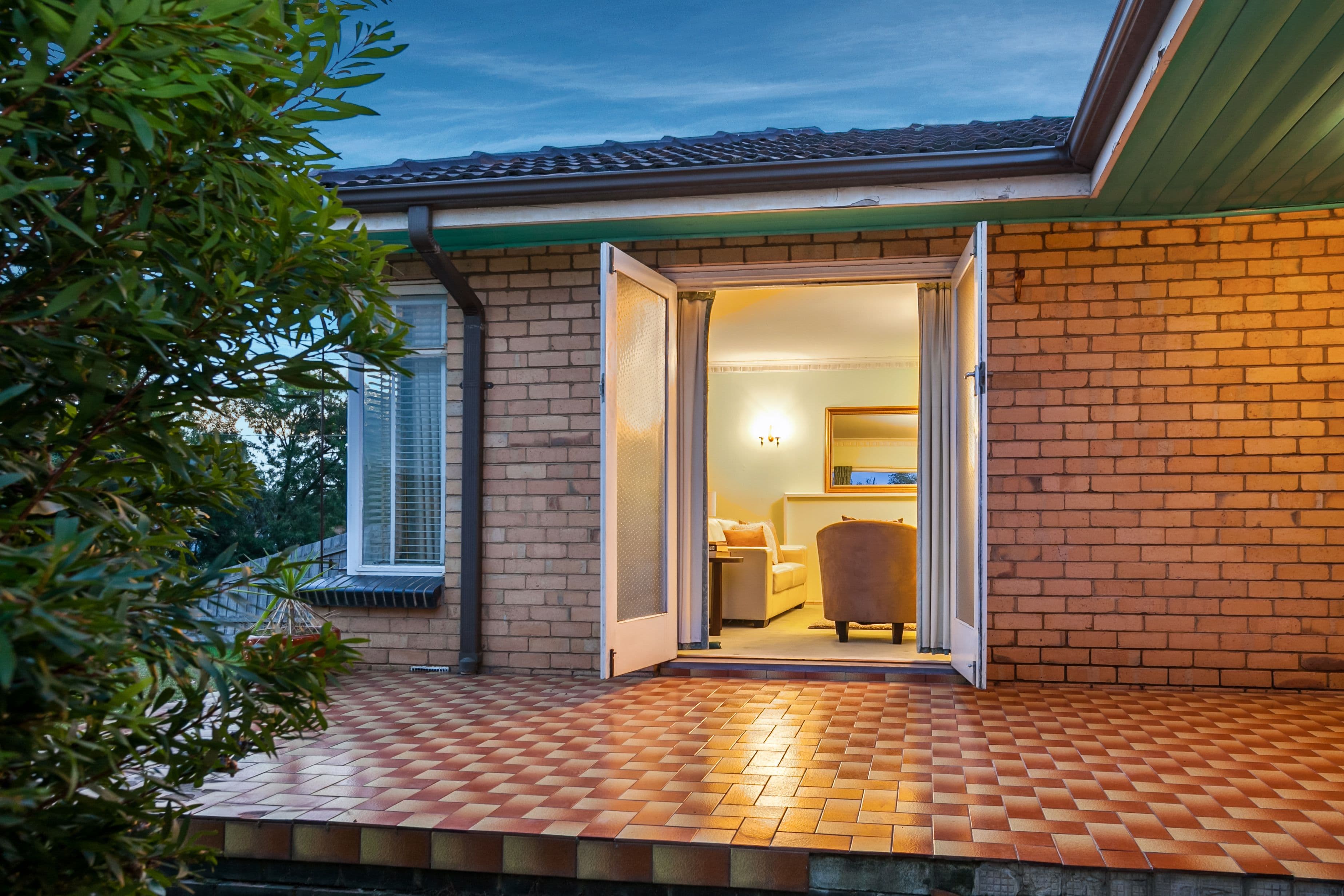 20 Locher Avenue, Reservoir VIC 3073, Reservoir - Thumbnail 3