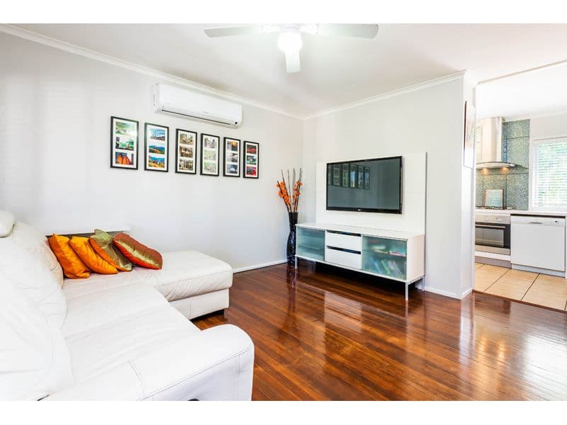 52 Windsor Street, SLACKS CREEK QLD 4127, Slacks Creek - Thumbnail 2