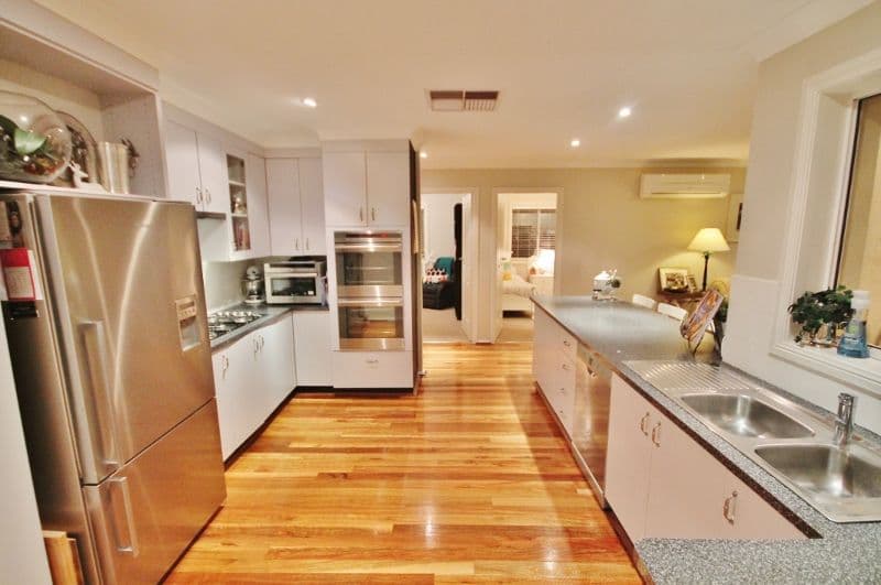 108 Willawong Street, YOUNG NSW 2594, Young - Thumbnail 6