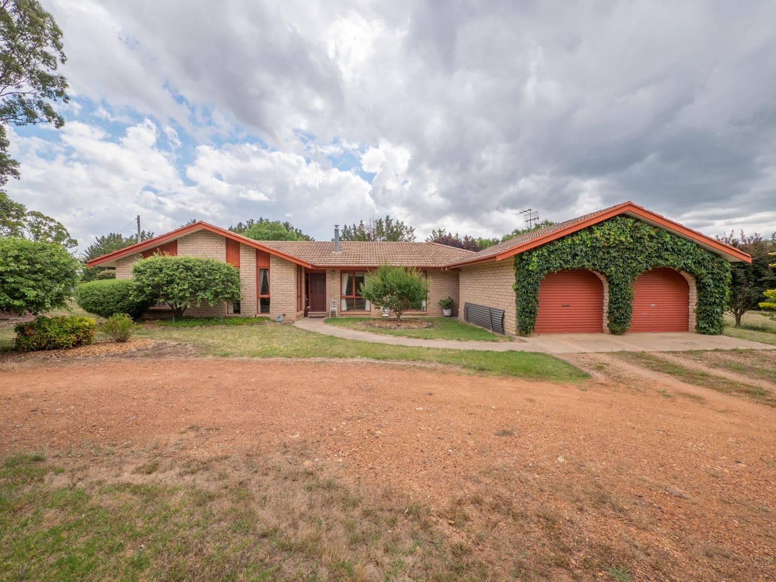 45 Edward Drive, Armidale - Image 1