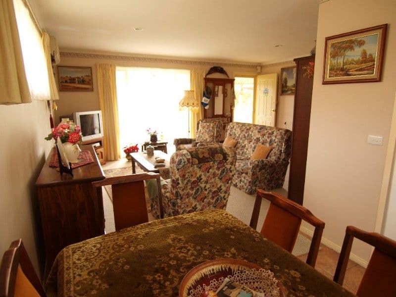 20 Peter Crescent, BATEHAVEN NSW 2536, Batehaven - Thumbnail 6