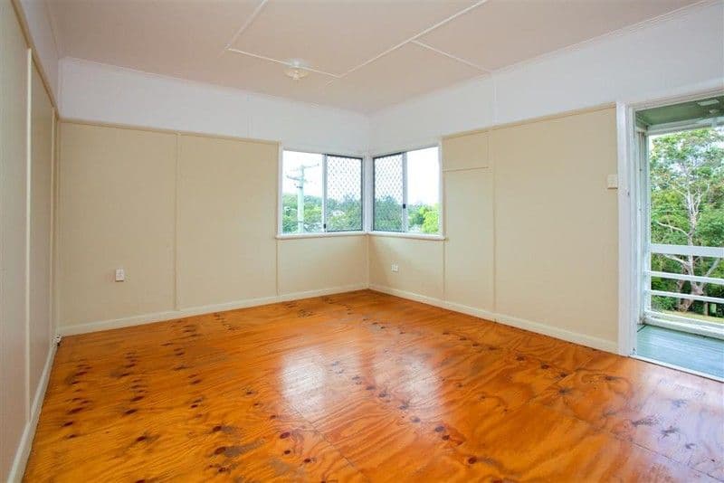 29 Fry Street, HOLLAND PARK QLD 4121, Holland Park - Thumbnail 4