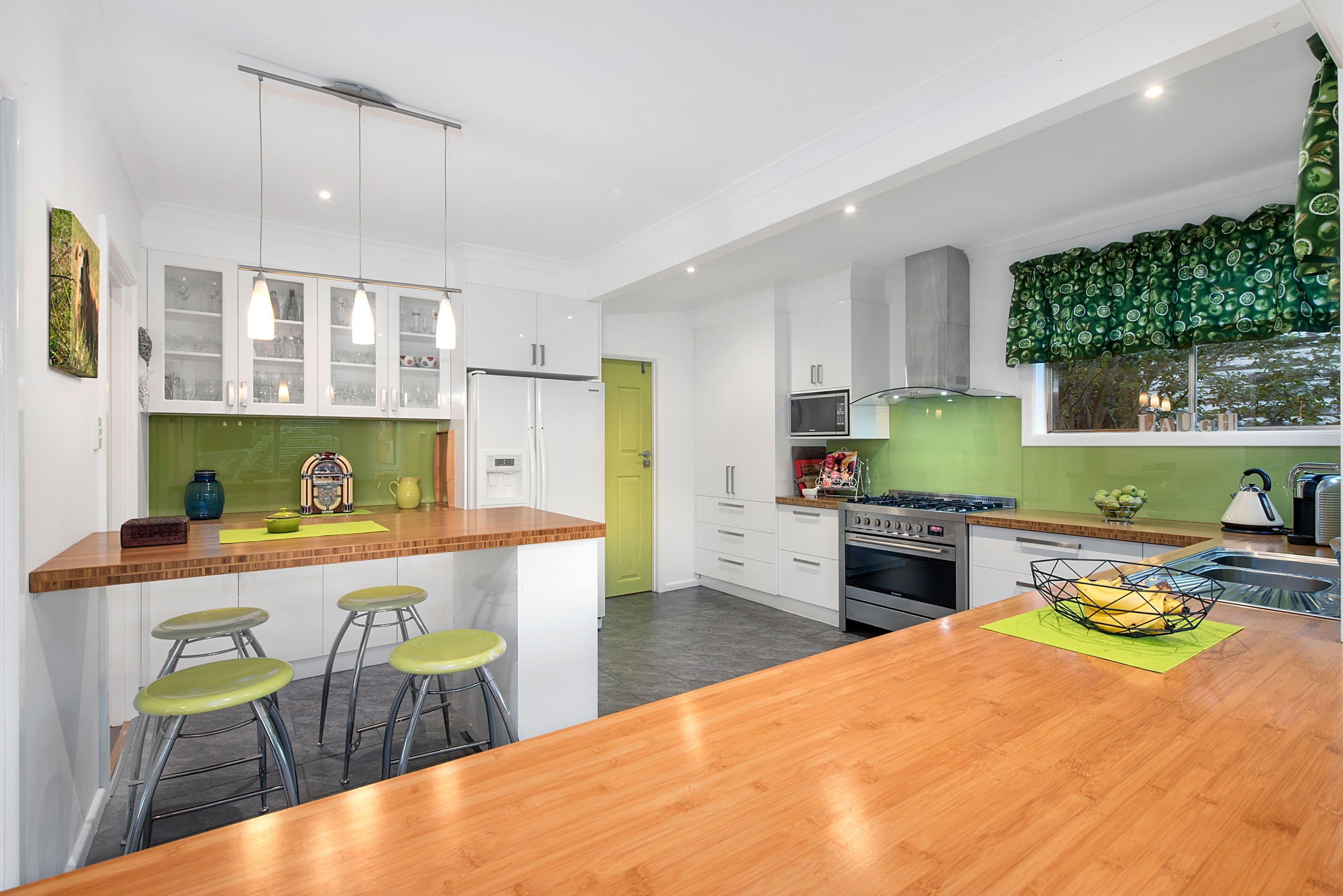 16 NURSERY Road, Croydon VIC 3136, Croydon - Thumbnail 6