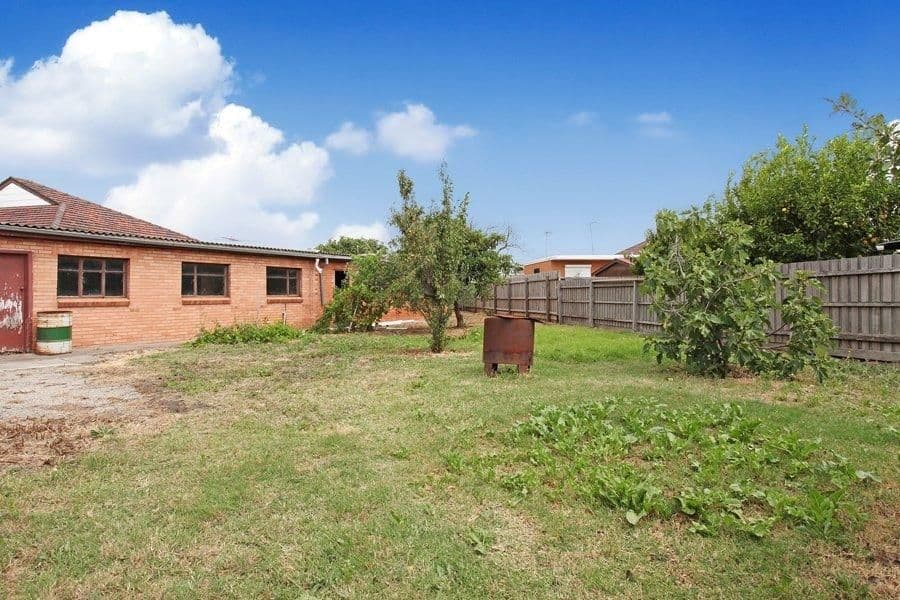 8  Duke Street, ALTONA NORTH VIC 3025, Altona North - Thumbnail 2