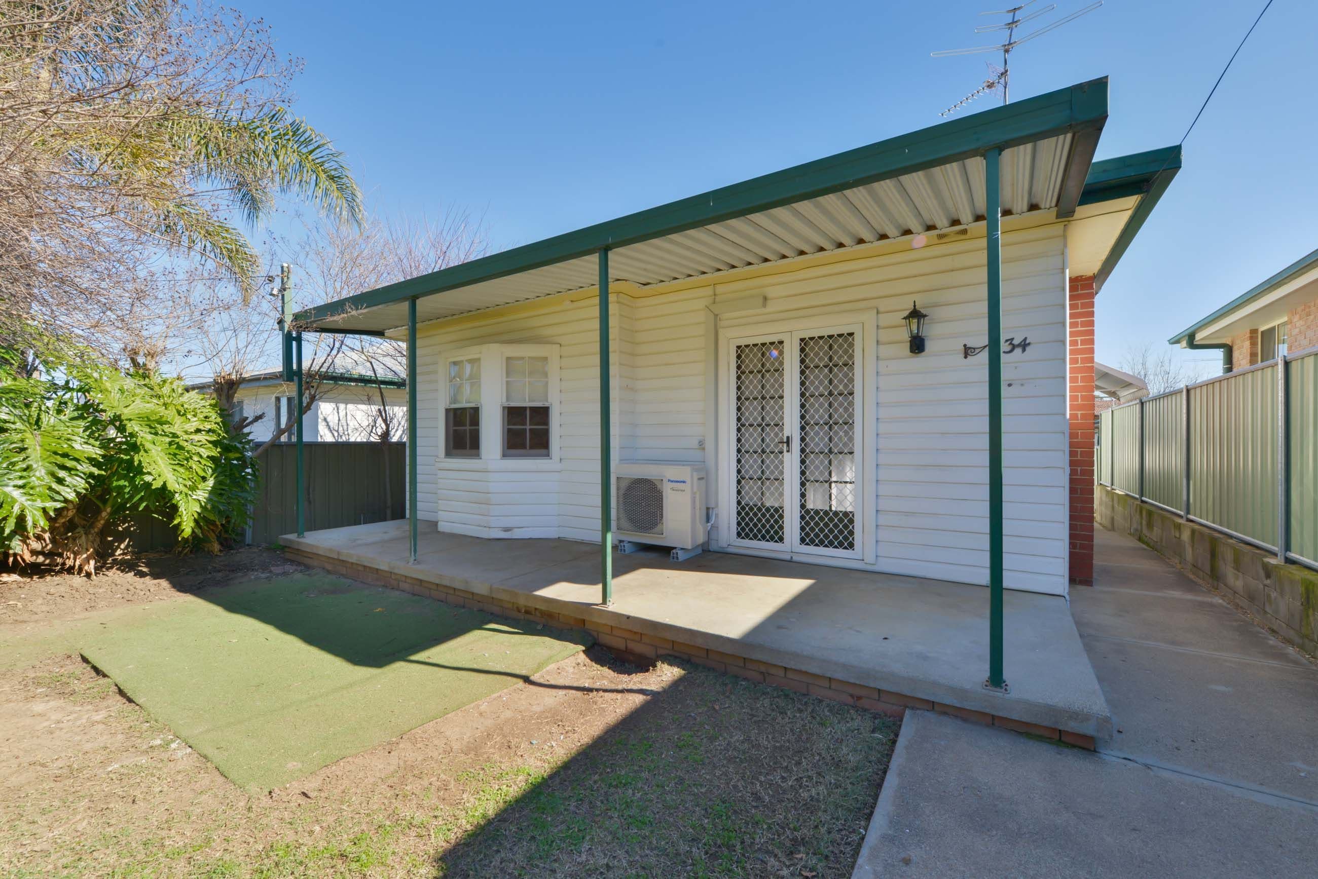 34 Hunt Street, Tamworth NSW 2340, Tamworth - Thumbnail 2