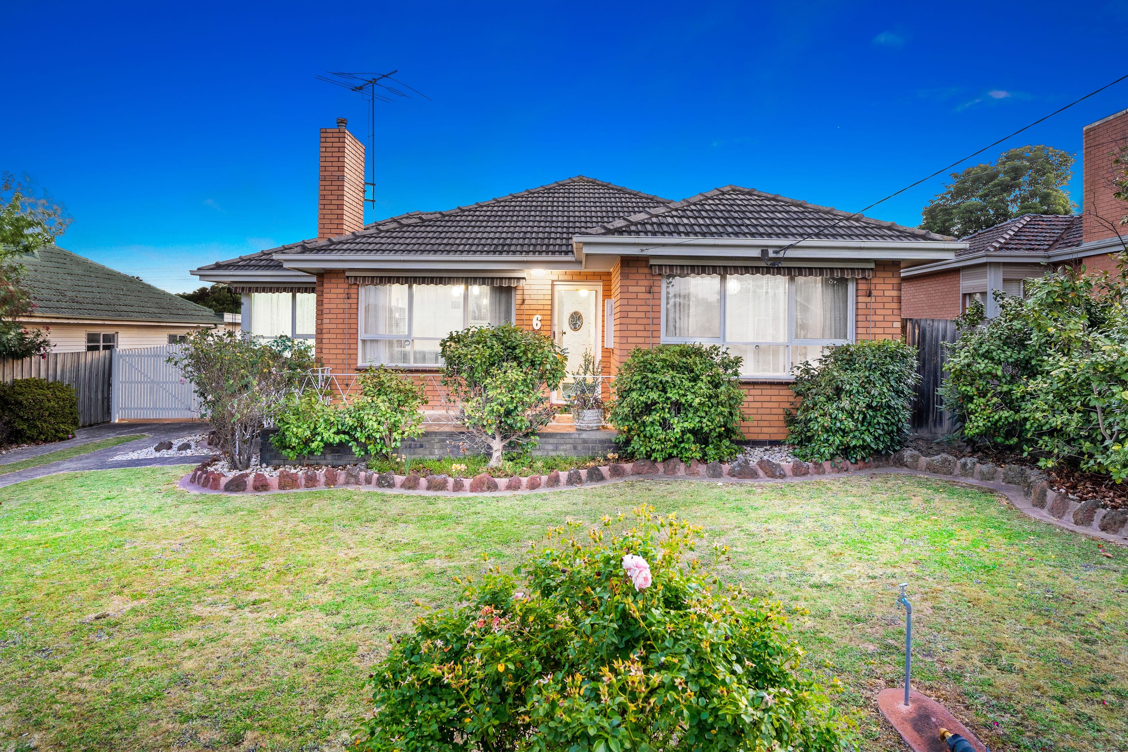 6 Endsleigh Avenue, Bundoora VIC 3083, Bundoora - Image 1