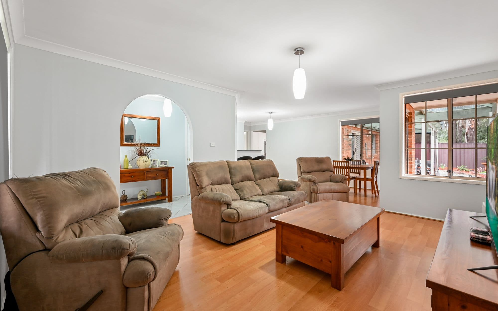 43 Gadshill Place, Rosemeadow NSW 2560, Rosemeadow - Thumbnail 2
