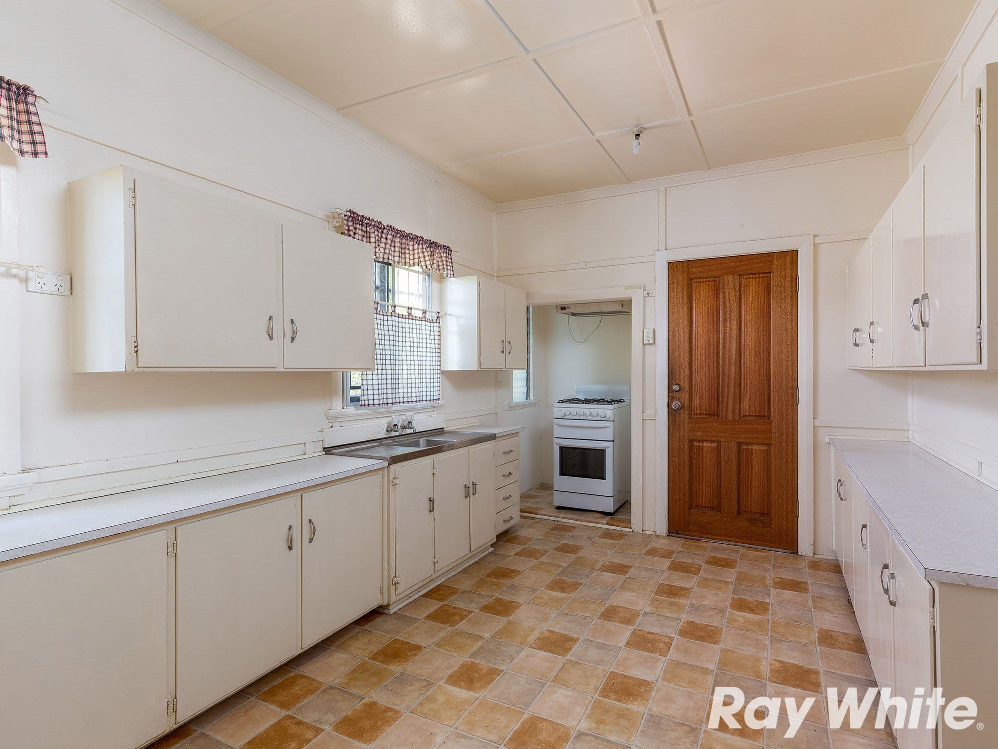 30 Crampton Street, Keperra QLD 4054, Keperra - Thumbnail 5