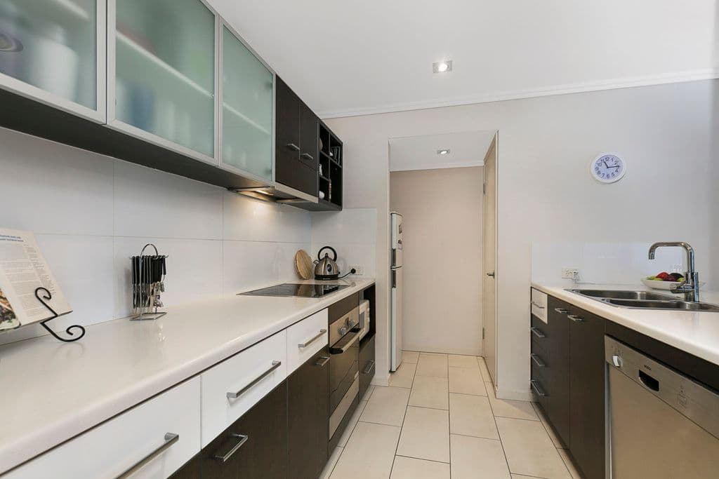 77 Douglas Street, Greenslopes QLD 4120, Greenslopes - Thumbnail 4