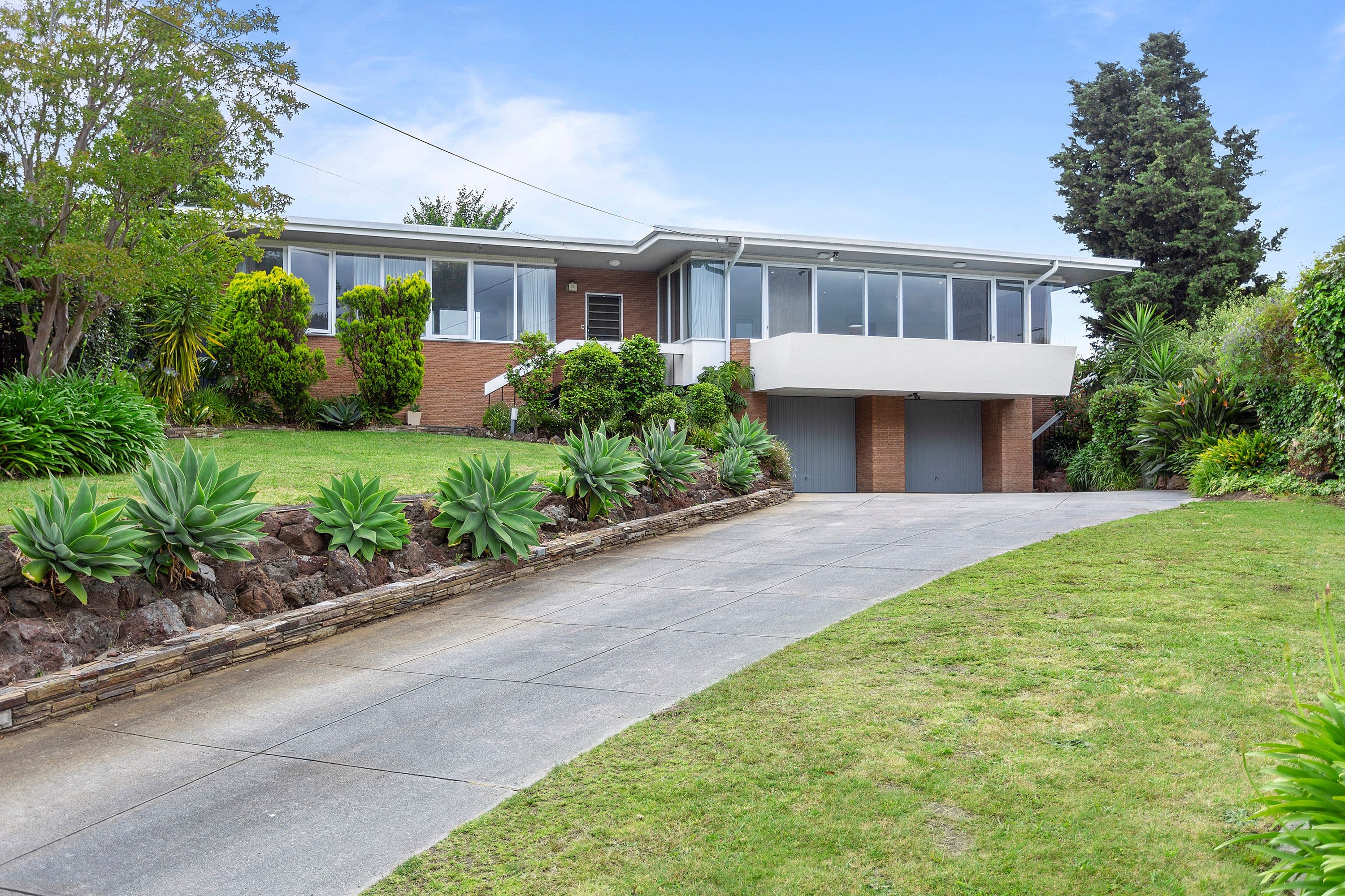 8 Earls Court, Balwyn North VIC 3104, Balwyn North - Image 1