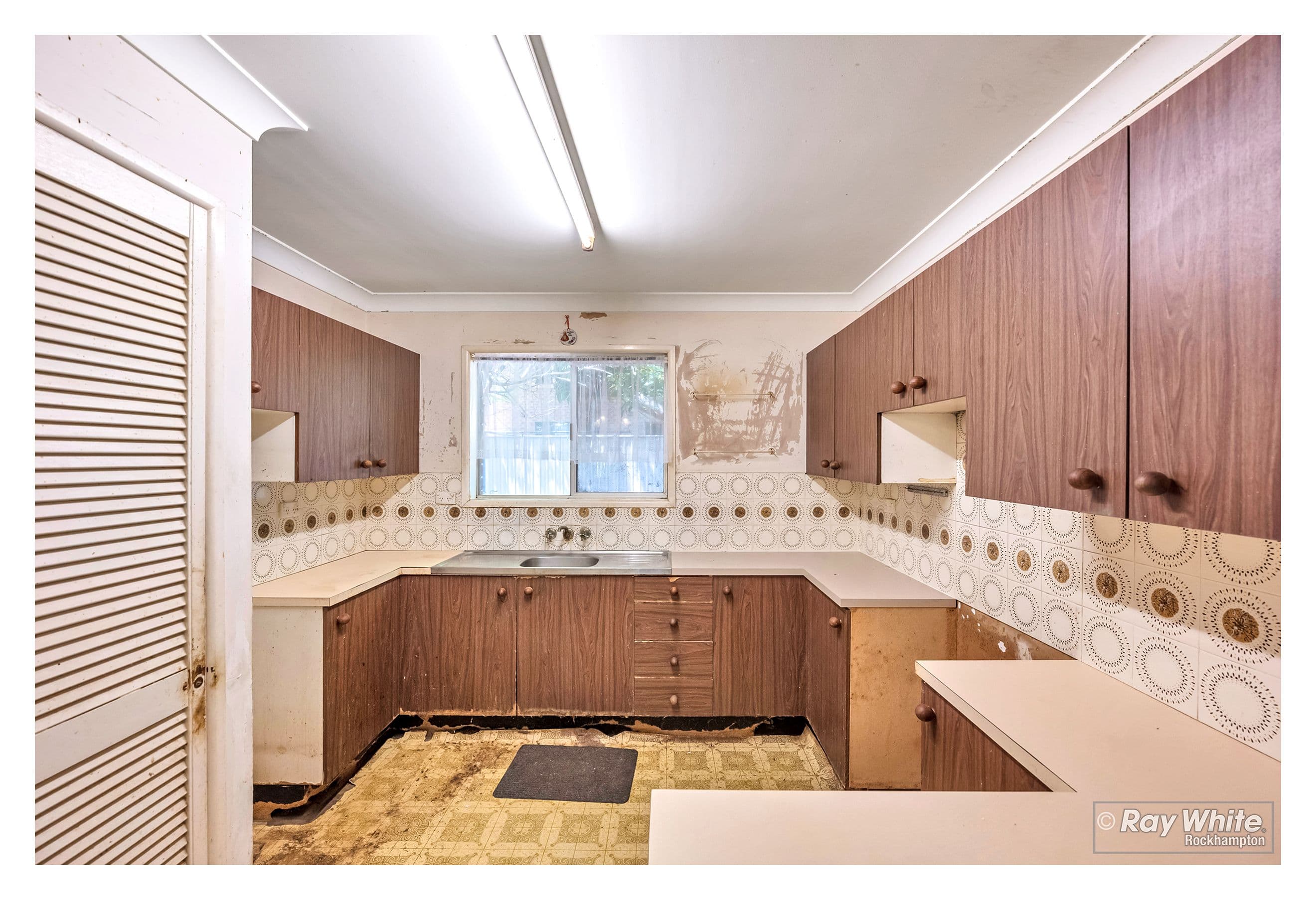23 Peatey Street, Norman Gardens QLD 4701, Norman Gardens - Thumbnail 2