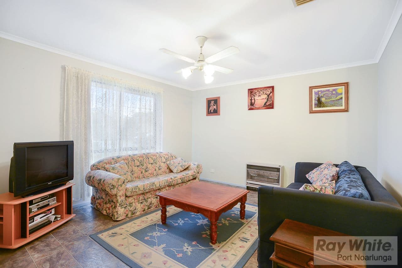 4 Gillian Close, Noarlunga Downs SA 5168, Noarlunga Downs - Thumbnail 3