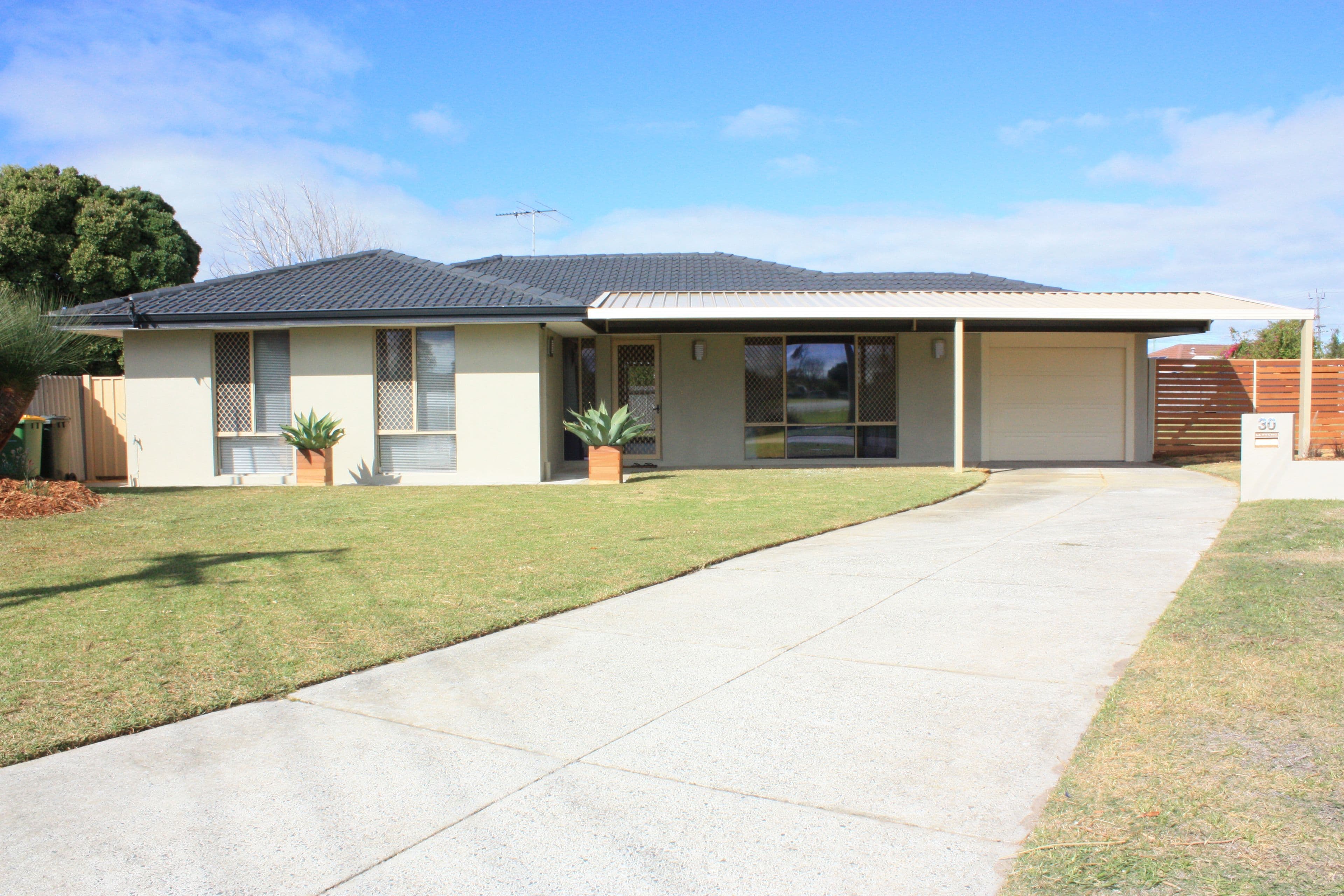 30 Campbell Way, Rockingham WA 6168, Rockingham - Thumbnail 2