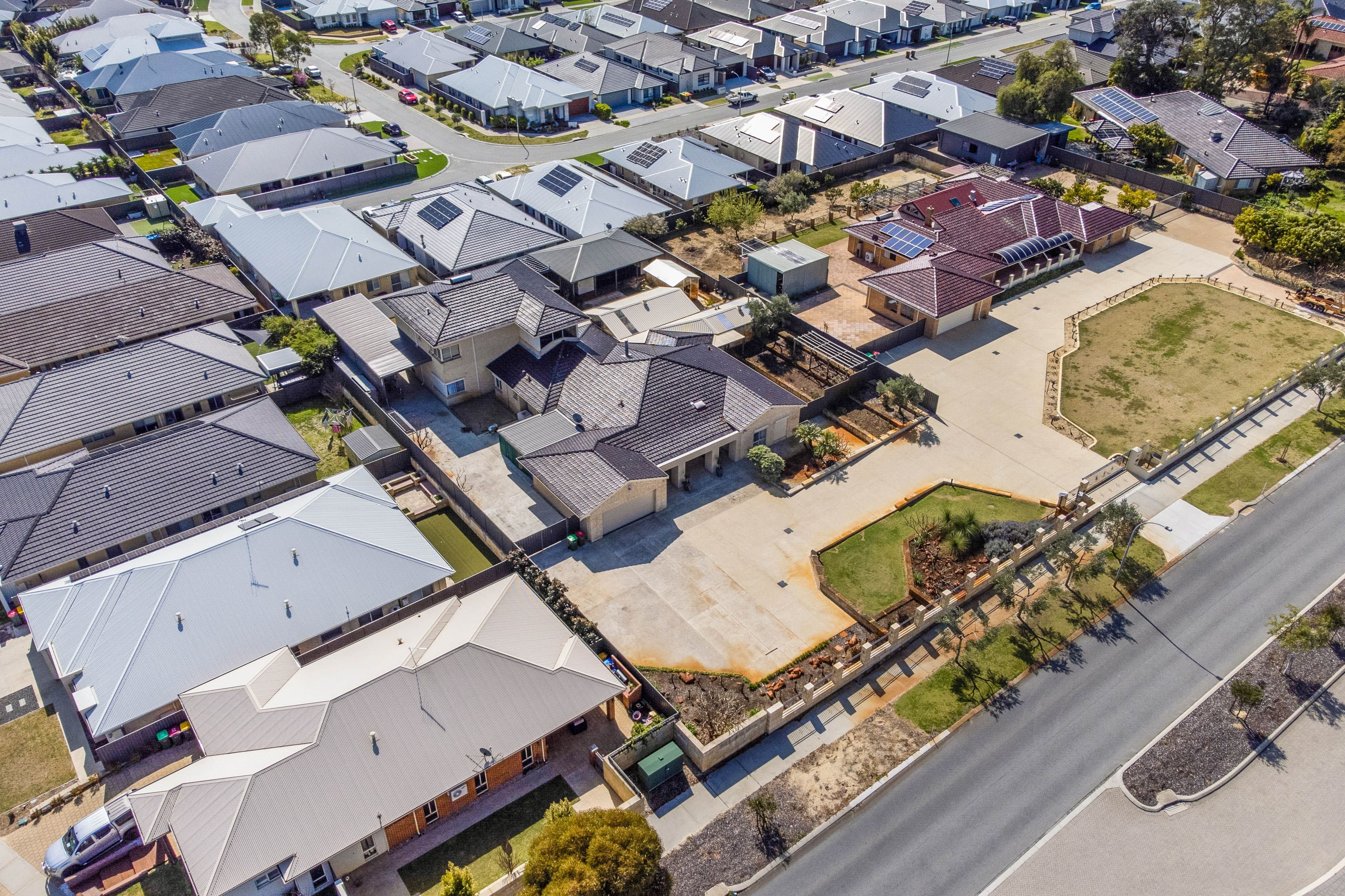 52 Queensway Road, Landsdale WA 6065, Landsdale - Thumbnail 3