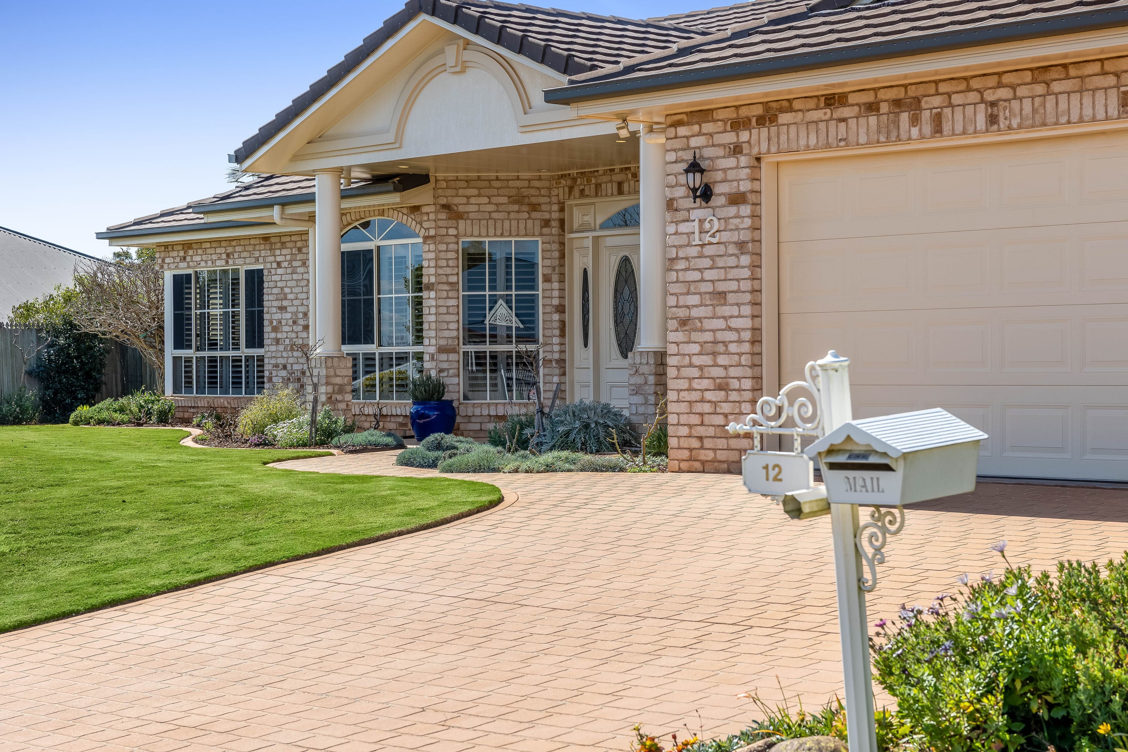 12 Collingwood Close, Middle Ridge QLD 4350, Middle Ridge - Thumbnail 2