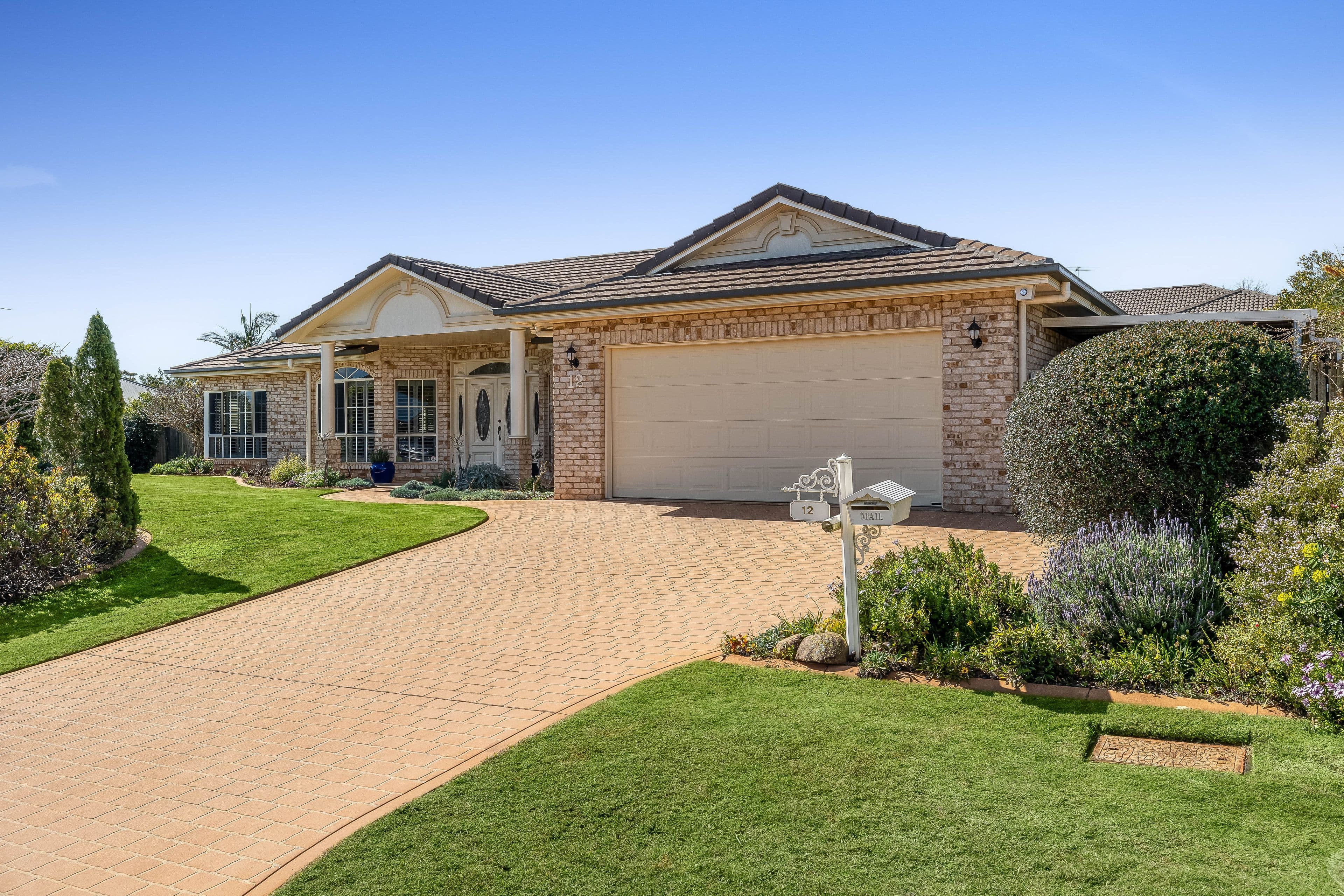 12 Collingwood Close, Middle Ridge QLD 4350, Middle Ridge - Thumbnail 3