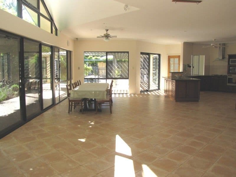 20  Wildflower Way, LESCHENAULT WA 6233, Leschenault - Thumbnail 2
