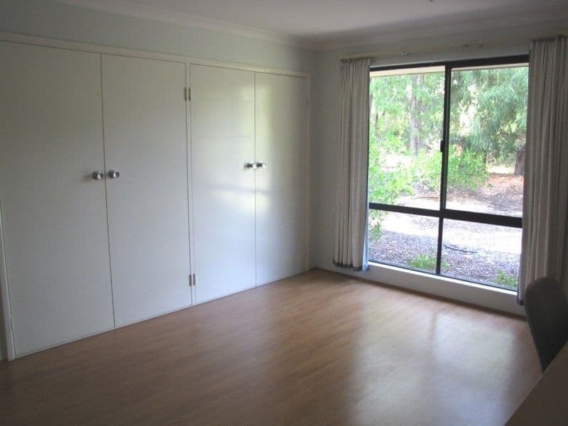 20  Wildflower Way, LESCHENAULT WA 6233, Leschenault - Thumbnail 8