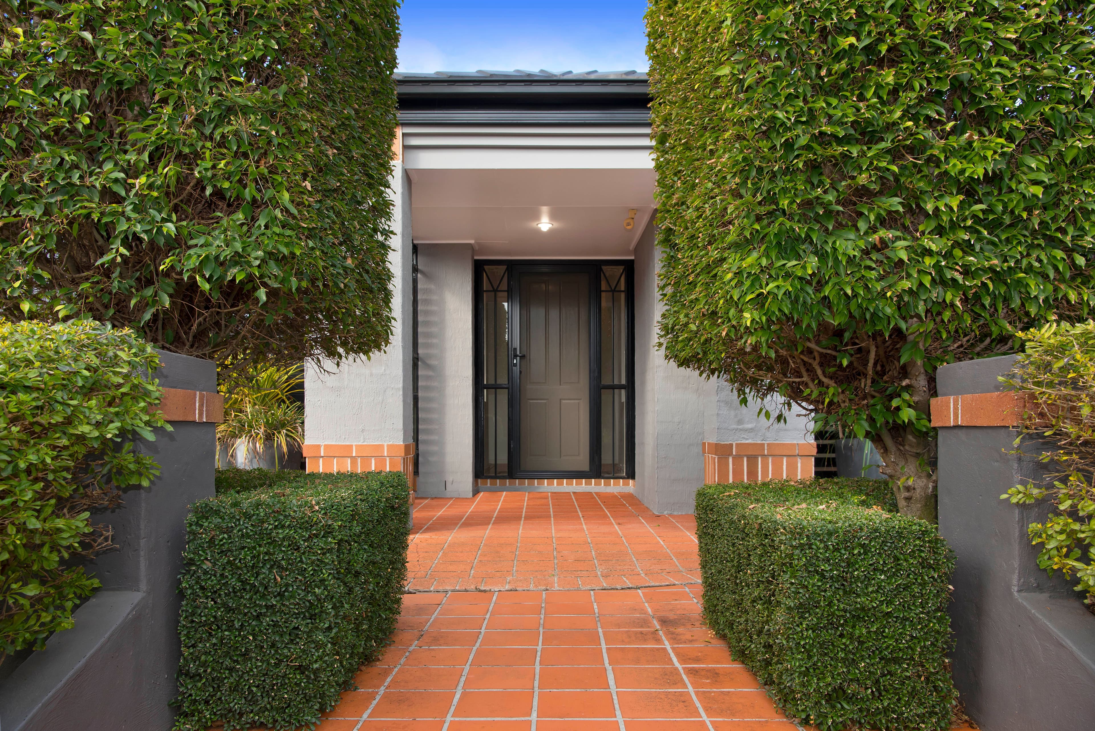 23 Raphael Place, Mackenzie QLD 4156, Mackenzie - Thumbnail 2