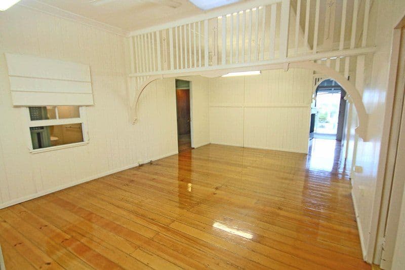 27 Musgrave Street, NORTH IPSWICH QLD 4305, North Ipswich - Thumbnail 5