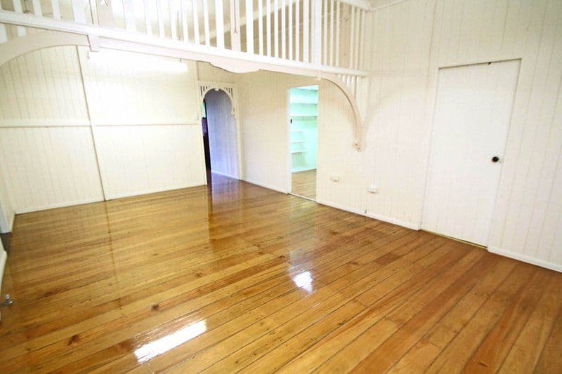 27 Musgrave Street, NORTH IPSWICH QLD 4305, North Ipswich - Thumbnail 6