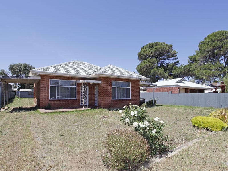 24 Taunton Parade, Christies Beach - Image 1
