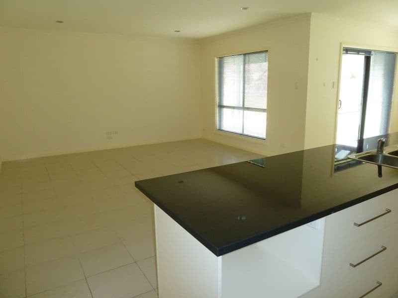 19 Silverbrook Avenue, MOUNT GAMBIER SA 5290, Mount Gambier - Thumbnail 5
