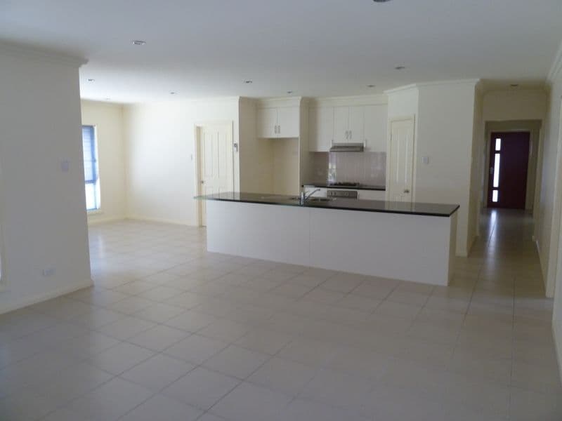 19 Silverbrook Avenue, MOUNT GAMBIER SA 5290, Mount Gambier - Thumbnail 6