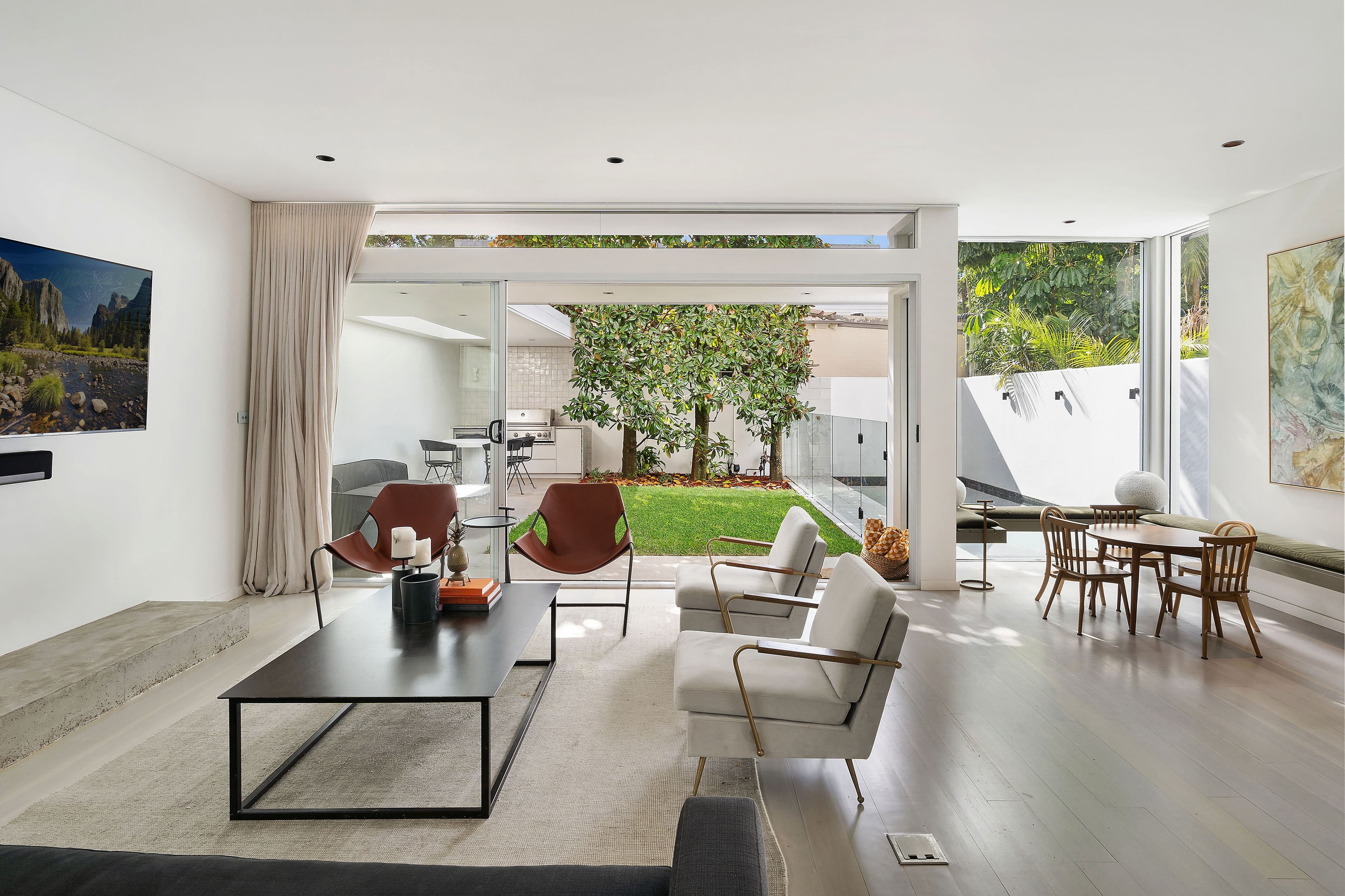 16 Murriverie Road, North Bondi NSW 2026, North Bondi - Thumbnail 2