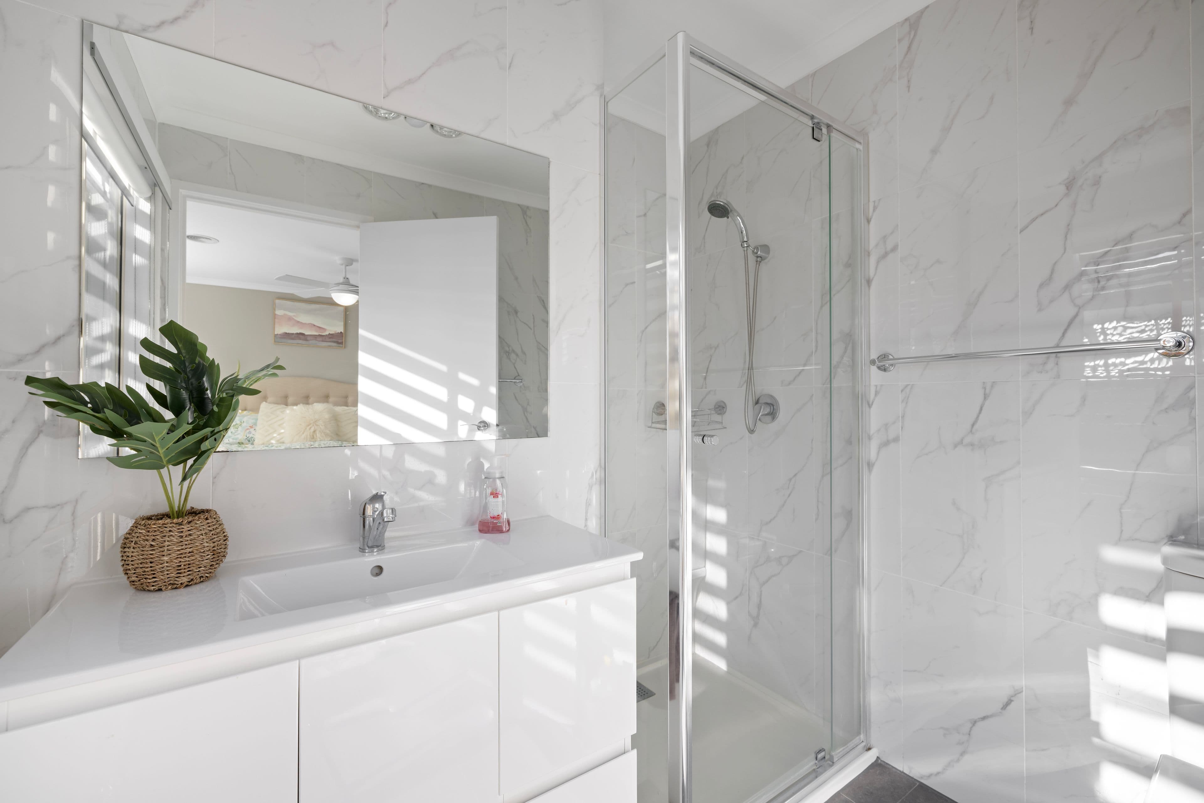 13 Valley View Crescent, Berwick VIC 3806, Berwick - Thumbnail 4