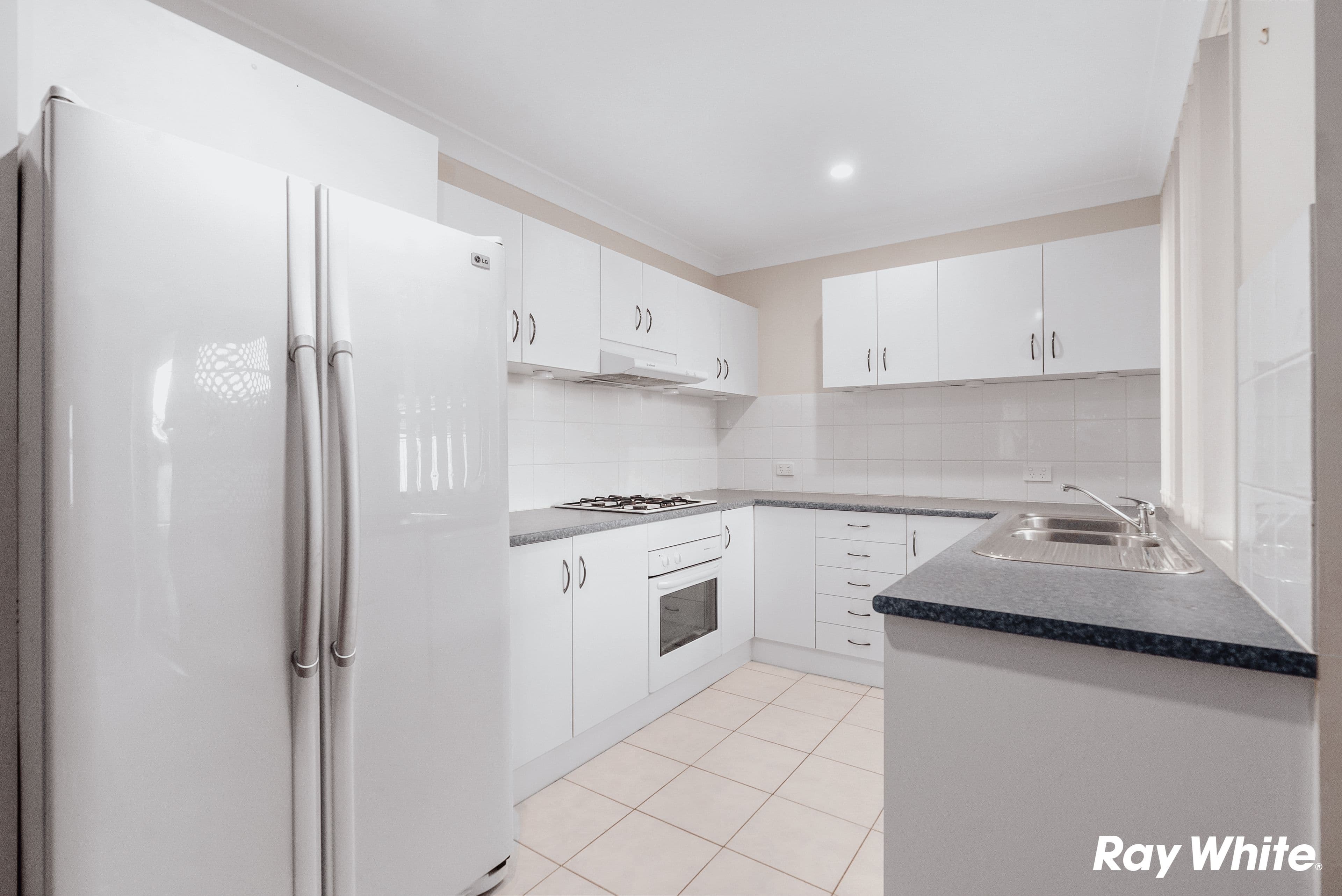 31 Sapphire Circuit, Quakers Hill NSW 2763, Quakers Hill - Thumbnail 2
