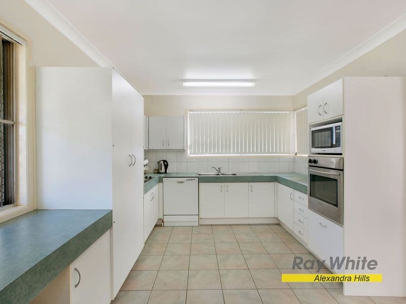 11 Oceanic Street, Wellington Point QLD 4160, Wellington Point - Thumbnail 4