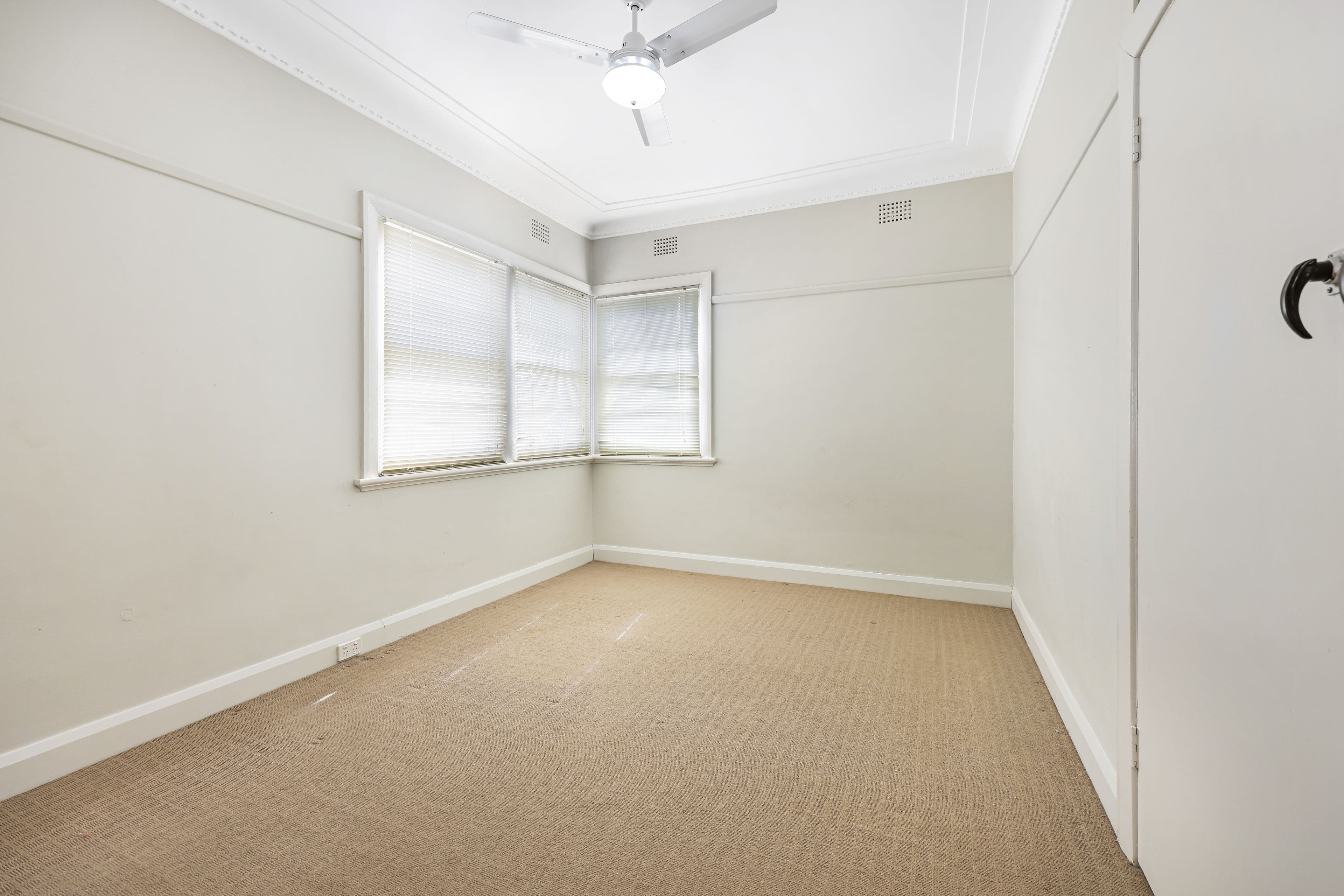 12 High Street, Tamworth NSW 2340, West Tamworth - Thumbnail 4