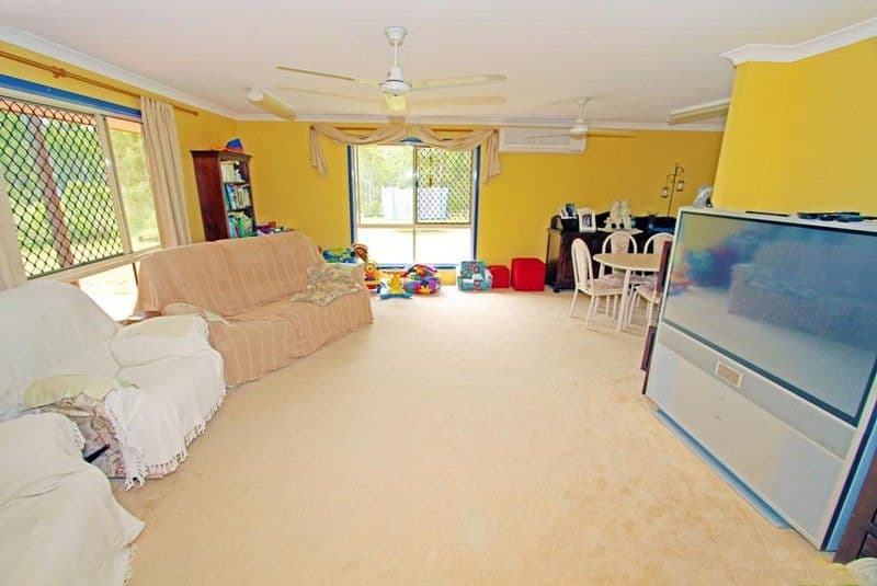 15 Norpine Road, YEPPOON QLD 4703, Yeppoon - Thumbnail 7
