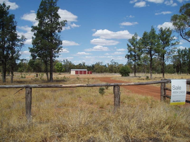 17 Banjarra Drive, CHARLEVILLE QLD 4470, Charleville - Thumbnail 2