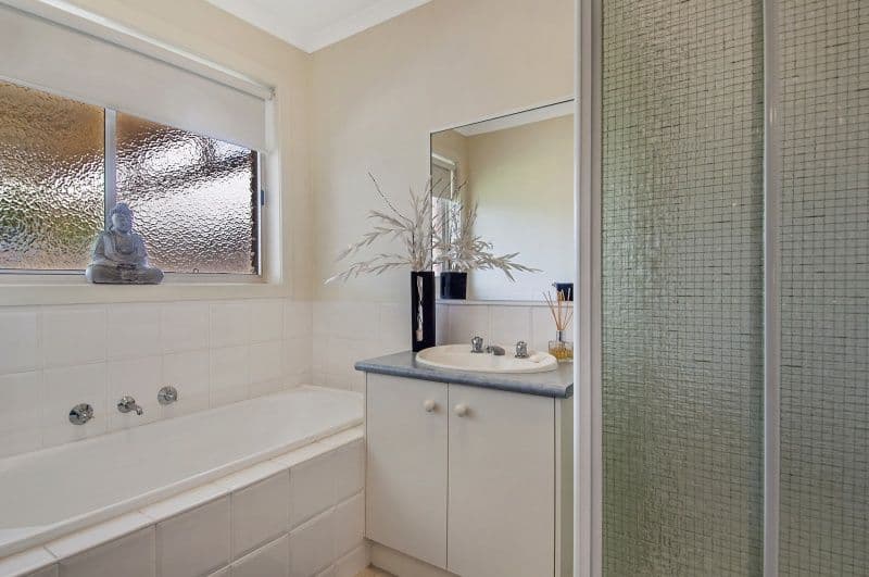 80 Oberon Drive, CARRUM DOWNS VIC 3201, Carrum Downs - Thumbnail 8