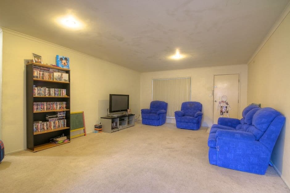  6 rosegum Place, REDBANK PLAINS QLD 4301, Redbank Plains - Thumbnail 2