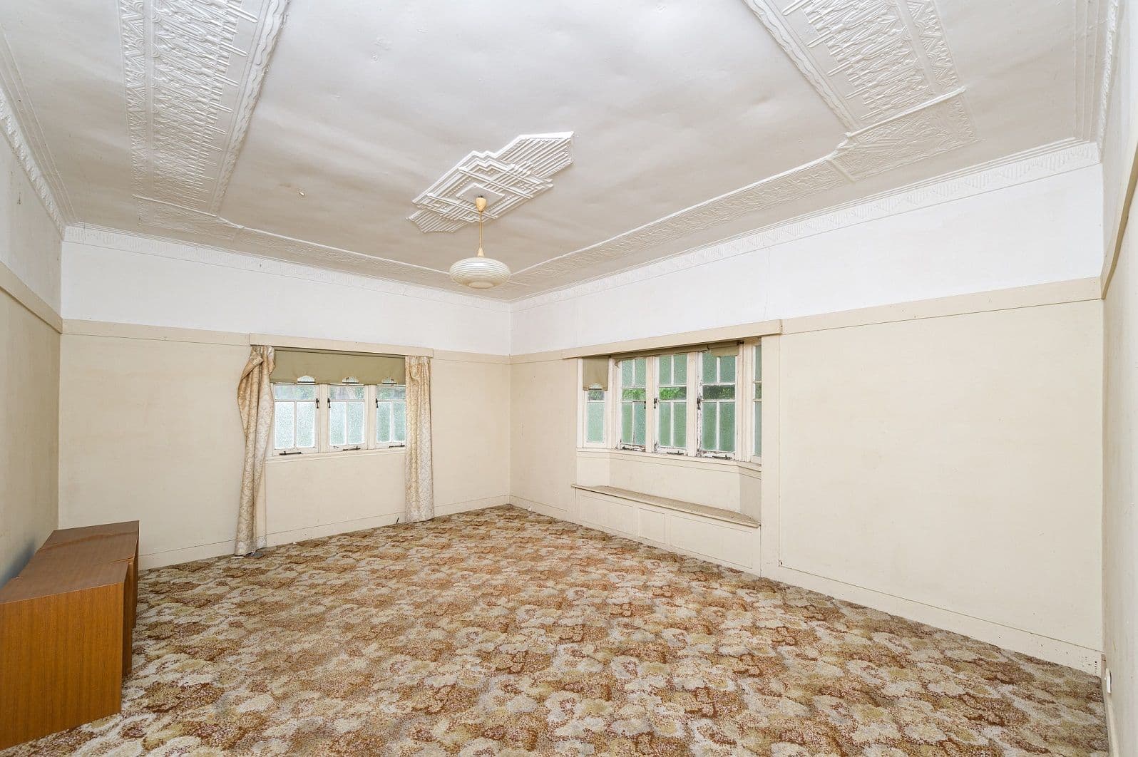 20 Hartfield Drive, BARDON QLD 4065, Bardon - Thumbnail 4