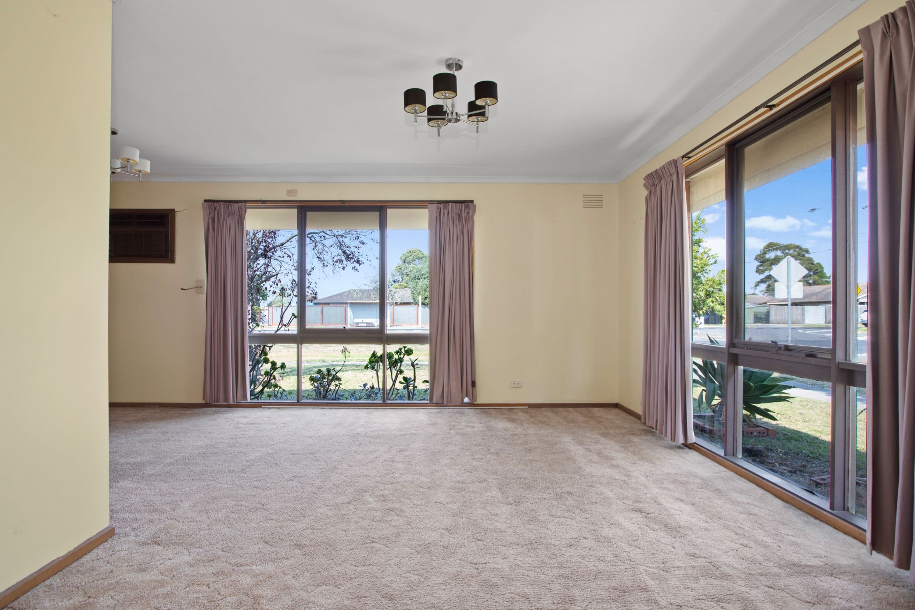 14 McDonalds Road, Epping VIC 3076, Epping - Thumbnail 2