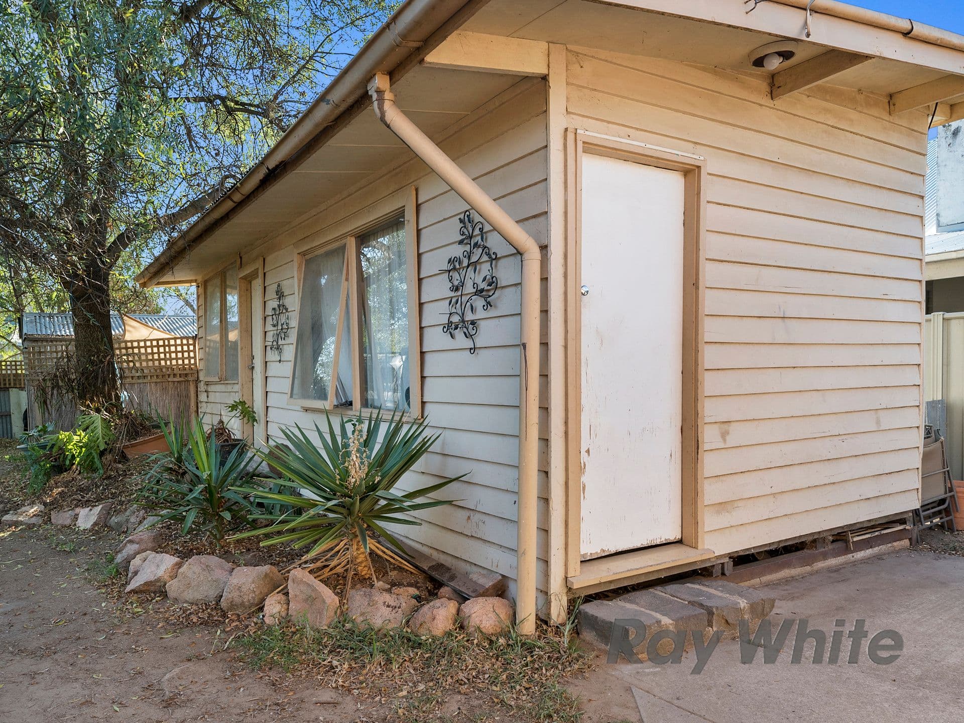 51 Faithfull Street, Benalla VIC 3672, Benalla - Thumbnail 8