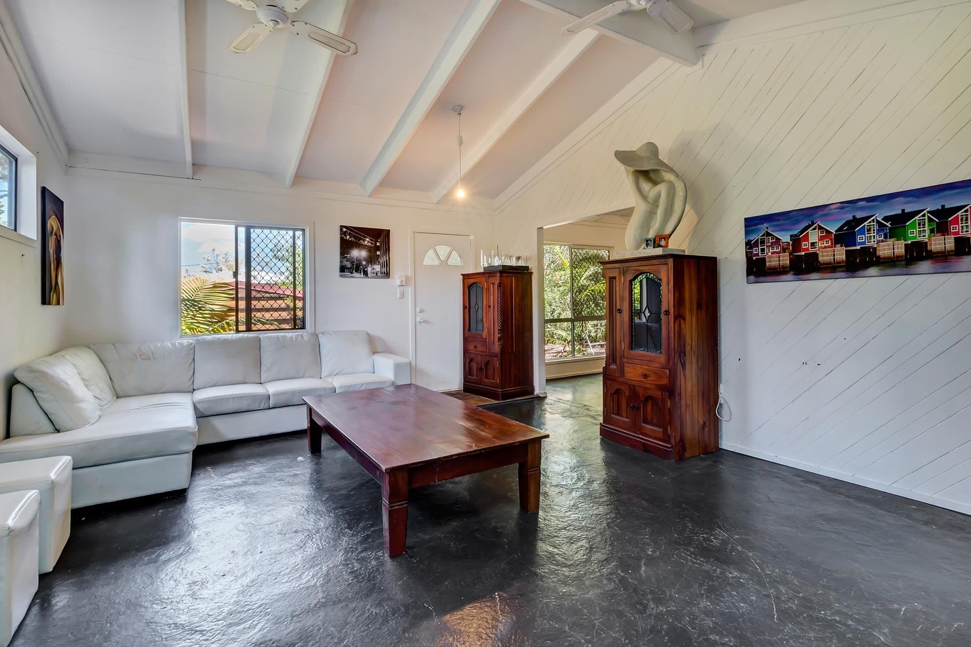 18 Jingella Street, Hope Island QLD 4212, Hope Island - Thumbnail 2