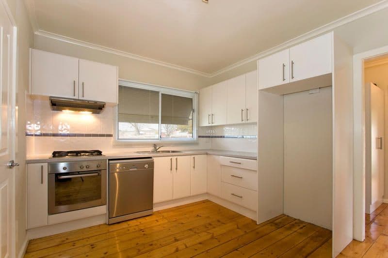 8 Moorong Street, CHADSTONE VIC 3148, Chadstone - Thumbnail 4